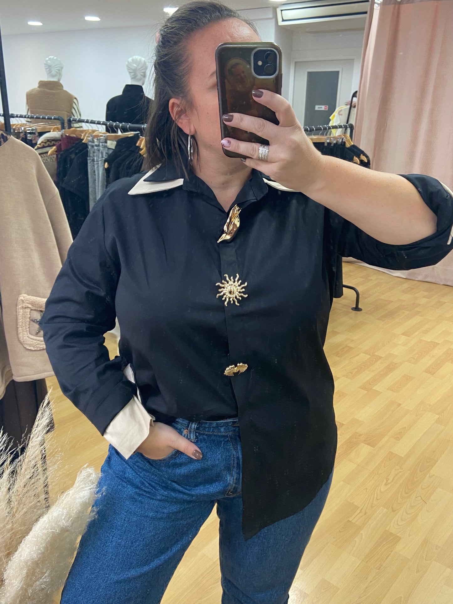 Chemise noire BROCHE