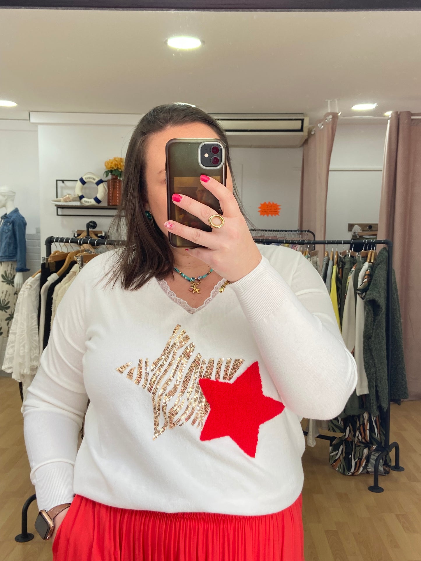 Pull rouge ÉTOILE DORÉE
