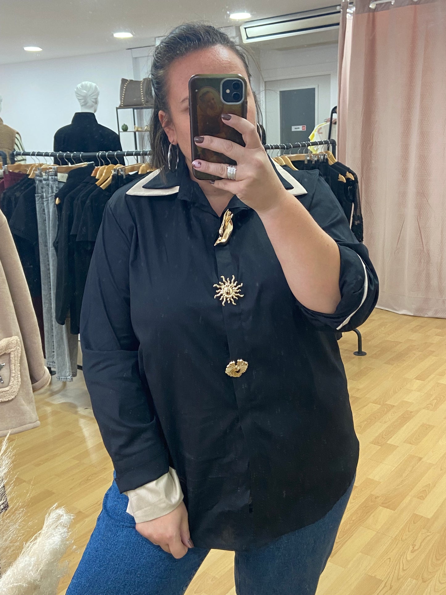Chemise noire BROCHE