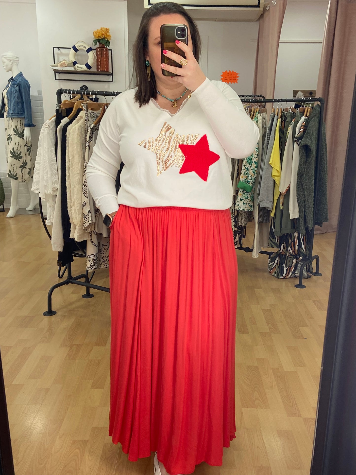 Pull rouge ÉTOILE DORÉE