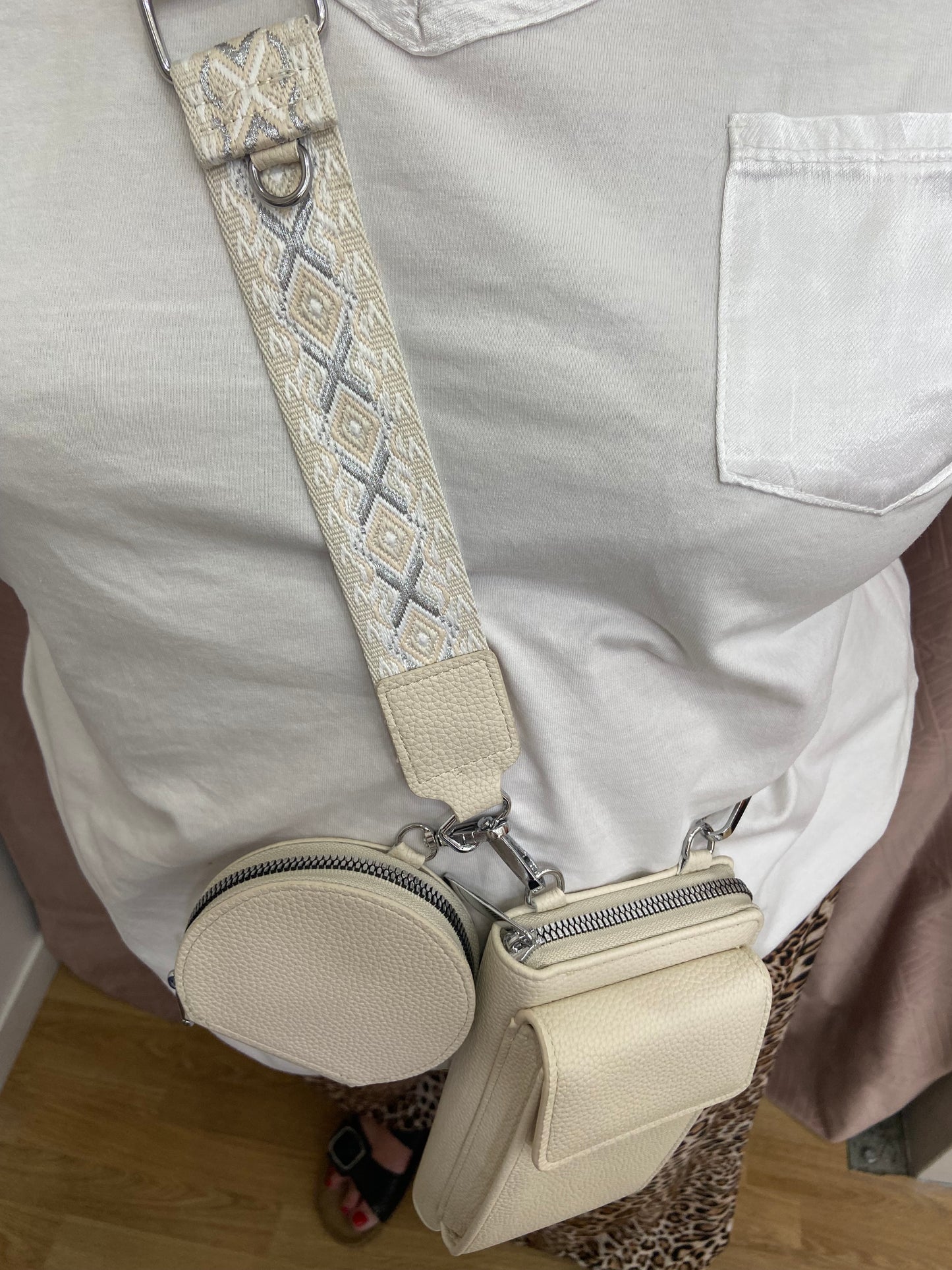 Pochette blanc laiteux TÉLÉPHONE