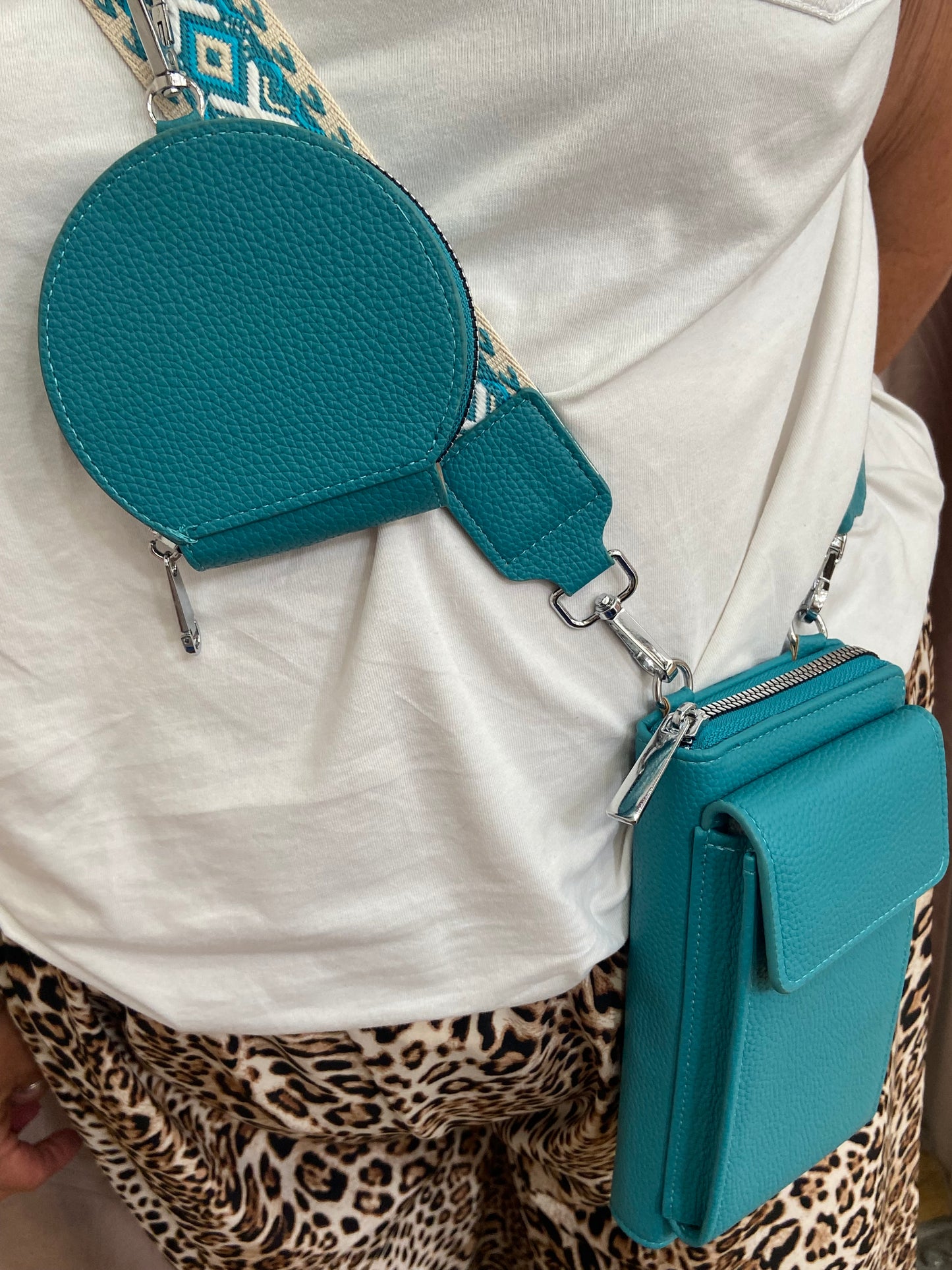 Pochette bleu canard TÉLÉPHONE