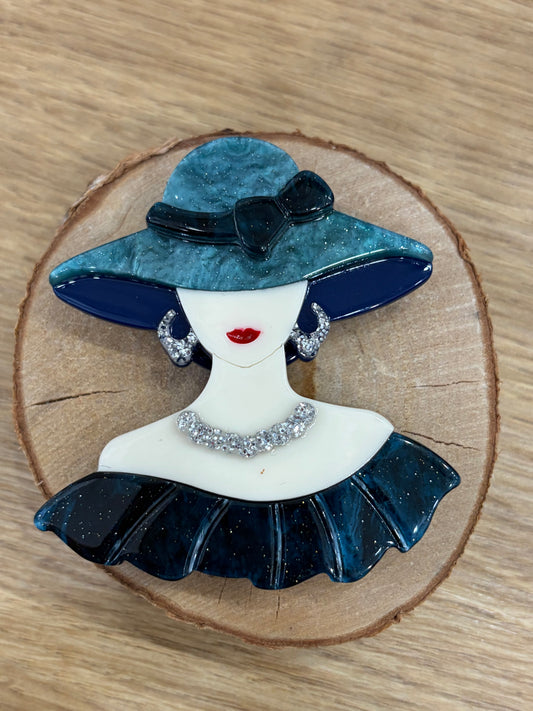 Broche demoiselle 1