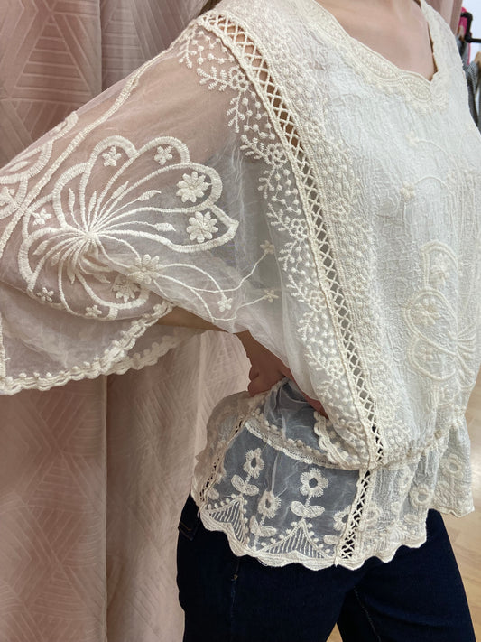 Blouse crème GIGI
